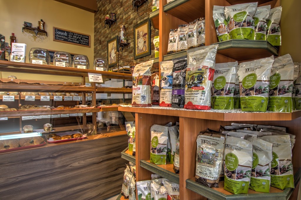 Boulangerie Artisanale Croissant de Lune | 265 Rue Saint Robert, Saint-Romuald, QC G6W 3C3, Canada | Phone: (418) 834-5775