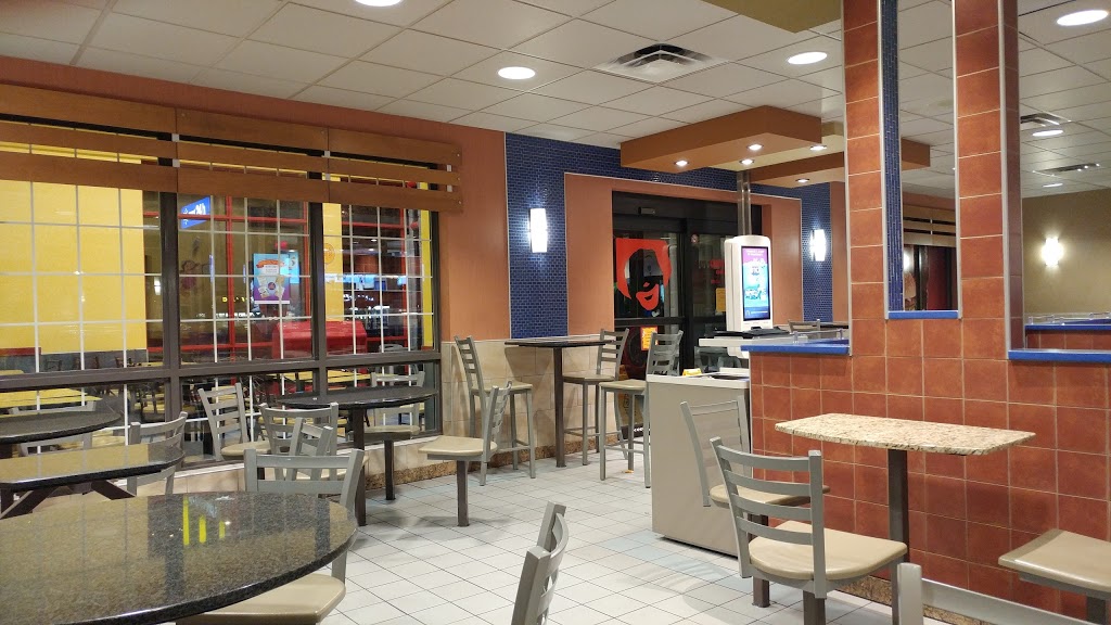 McDonalds | 370 Boulevard Harwood, Vaudreuil-Dorion, QC J7V 7H4, Canada | Phone: (450) 455-3353