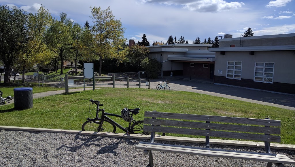 Rosemont School | 19 Rosevale Dr NW, Calgary, AB T2K 1N6, Canada | Phone: (403) 777-6230
