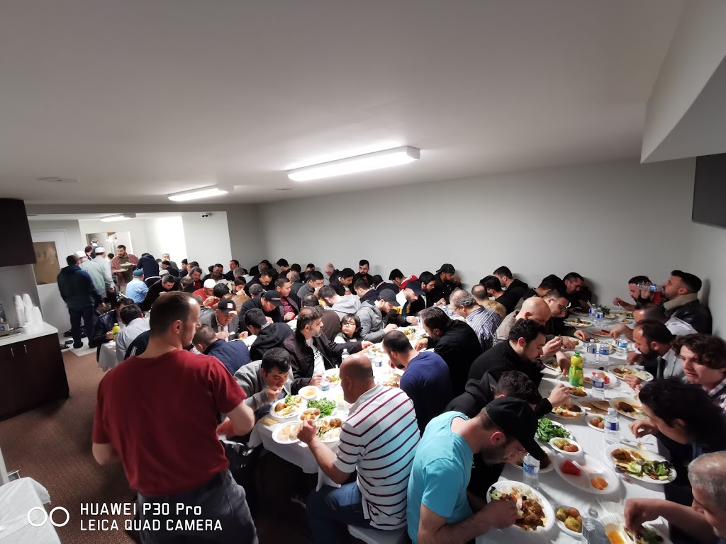 Mevlana Masjid | 951 Wilson Ave #7, North York, ON M3K 2A7, Canada