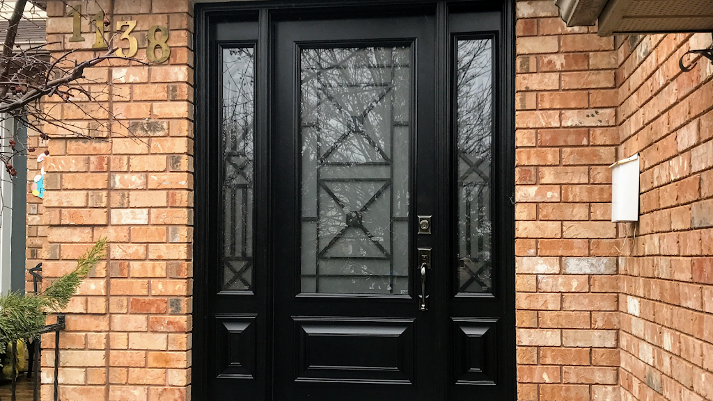 Distinctive Glass Inserts | 78 Lahay Ave, Orillia, ON L3V 2K9, Canada | Phone: (705) 896-7653