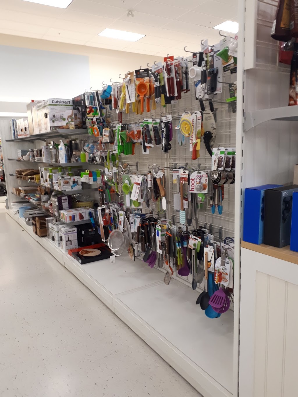 Marshalls | 225 The Boardwalk, Kitchener, ON N2N 0B1, Canada | Phone: (519) 579-9285