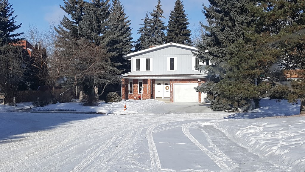 Whitemud Area | 5631 Whitemud Rd NW, Edmonton, AB T6H 4X3, Canada