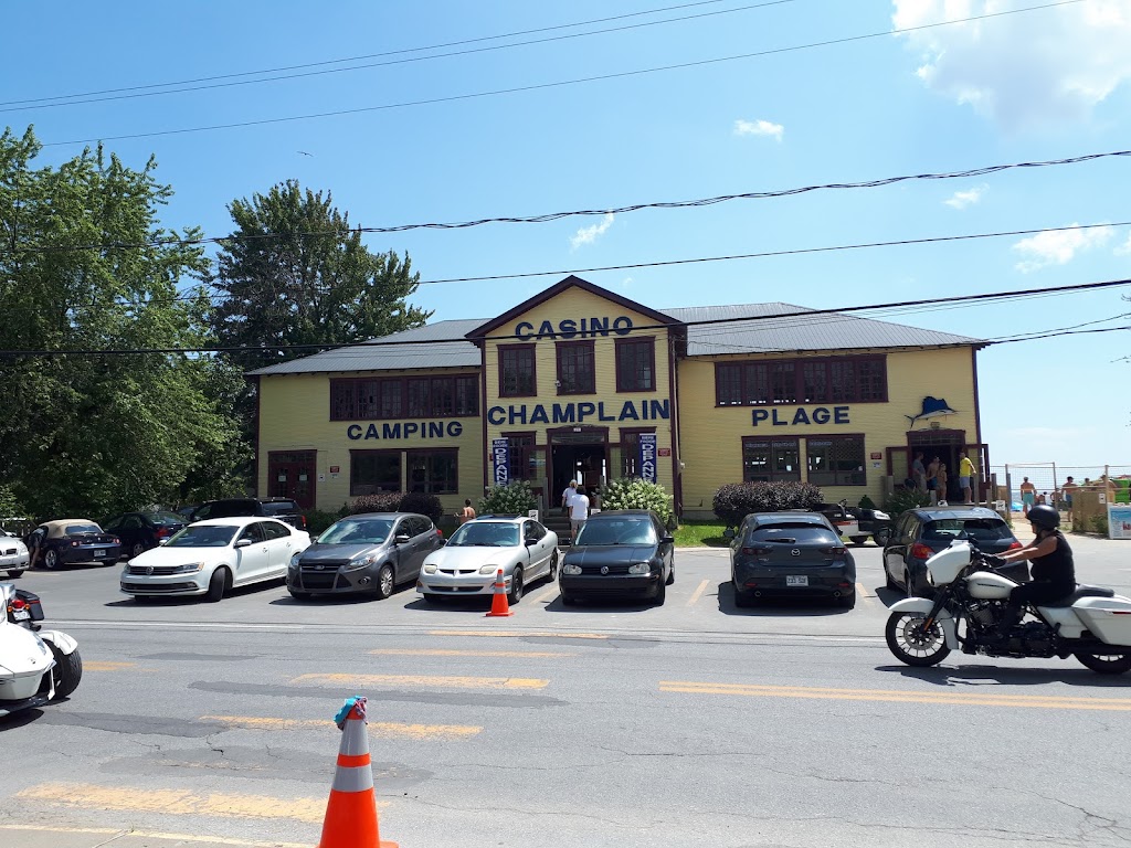 Plage Champlain - Location équipements nautiques | 29 Avenue de Venise O, Venise-en-Québec, QC J0J 2K0, Canada | Phone: (450) 244-5317