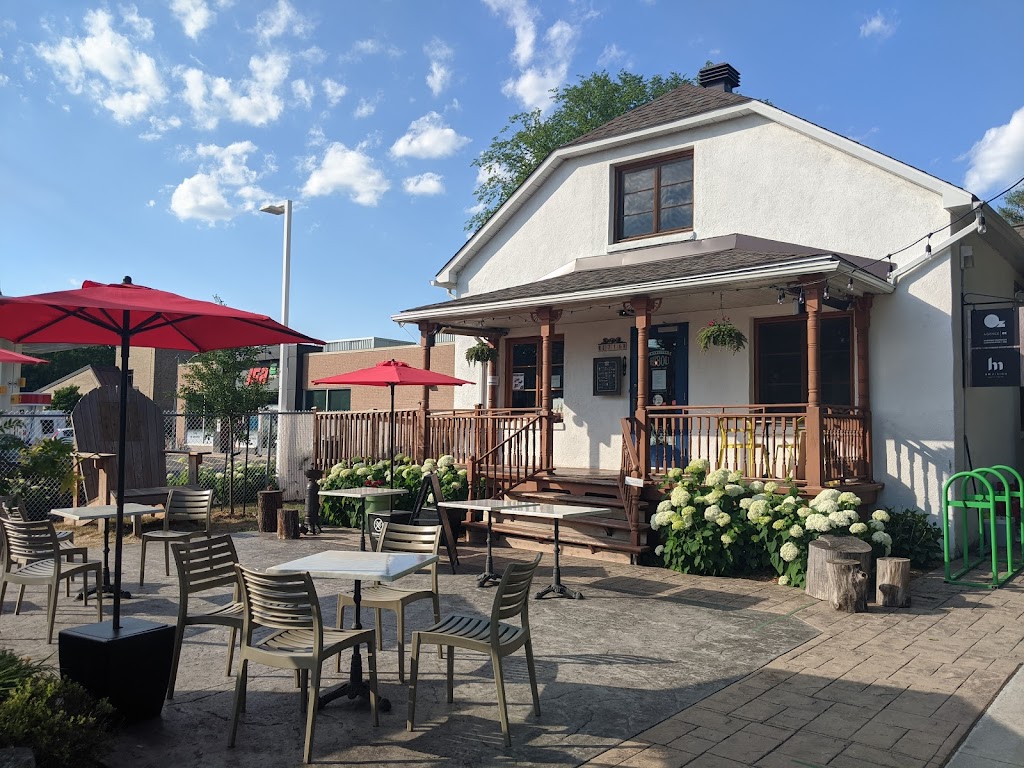 Crèmerie et café Monsieur Hibou | 1716 Rue de Montarville, Saint-Bruno-de-Montarville, QC J3V 3V1, Canada | Phone: (450) 690-1609