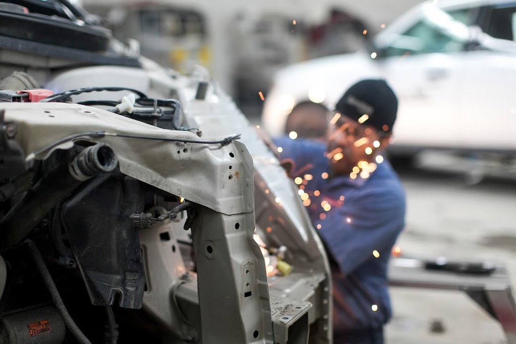 Boyd Autobody & Glass | 531 Stanford Ave E #1A, Parksville, BC V9P 1V6, Canada | Phone: (250) 248-3299