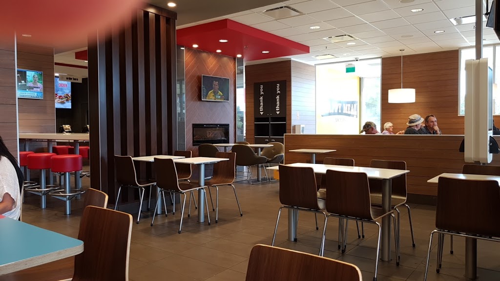 McDonalds | 2225 22 St W, Saskatoon, SK S7M 0V5, Canada | Phone: (306) 955-8660