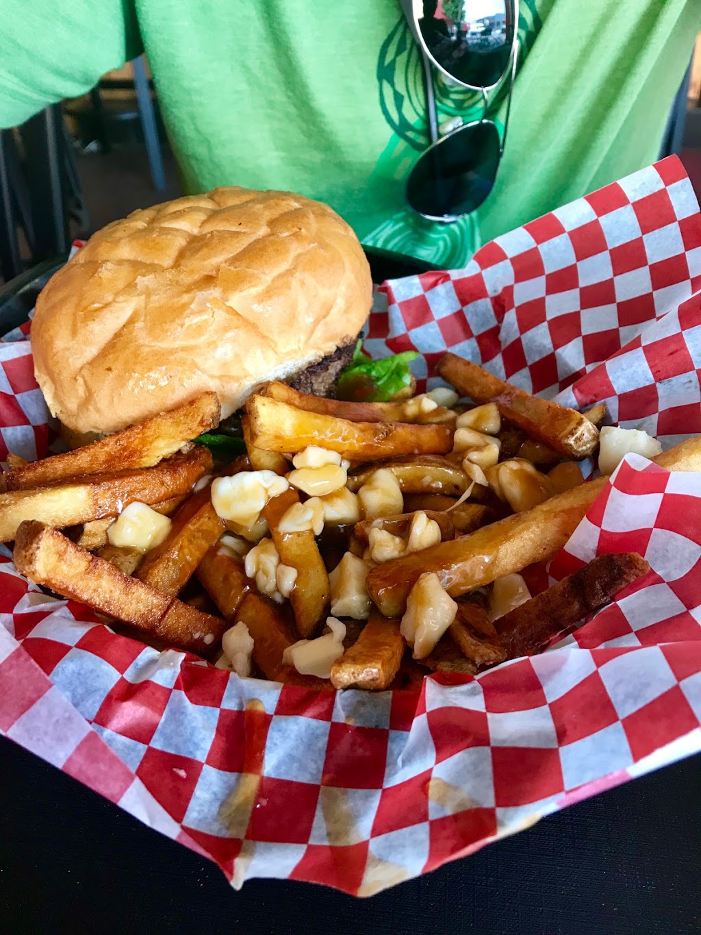 Jeffros BBQ | 4572 Queen St, Niagara Falls, ON L2E 2L7, Canada | Phone: (289) 296-4473