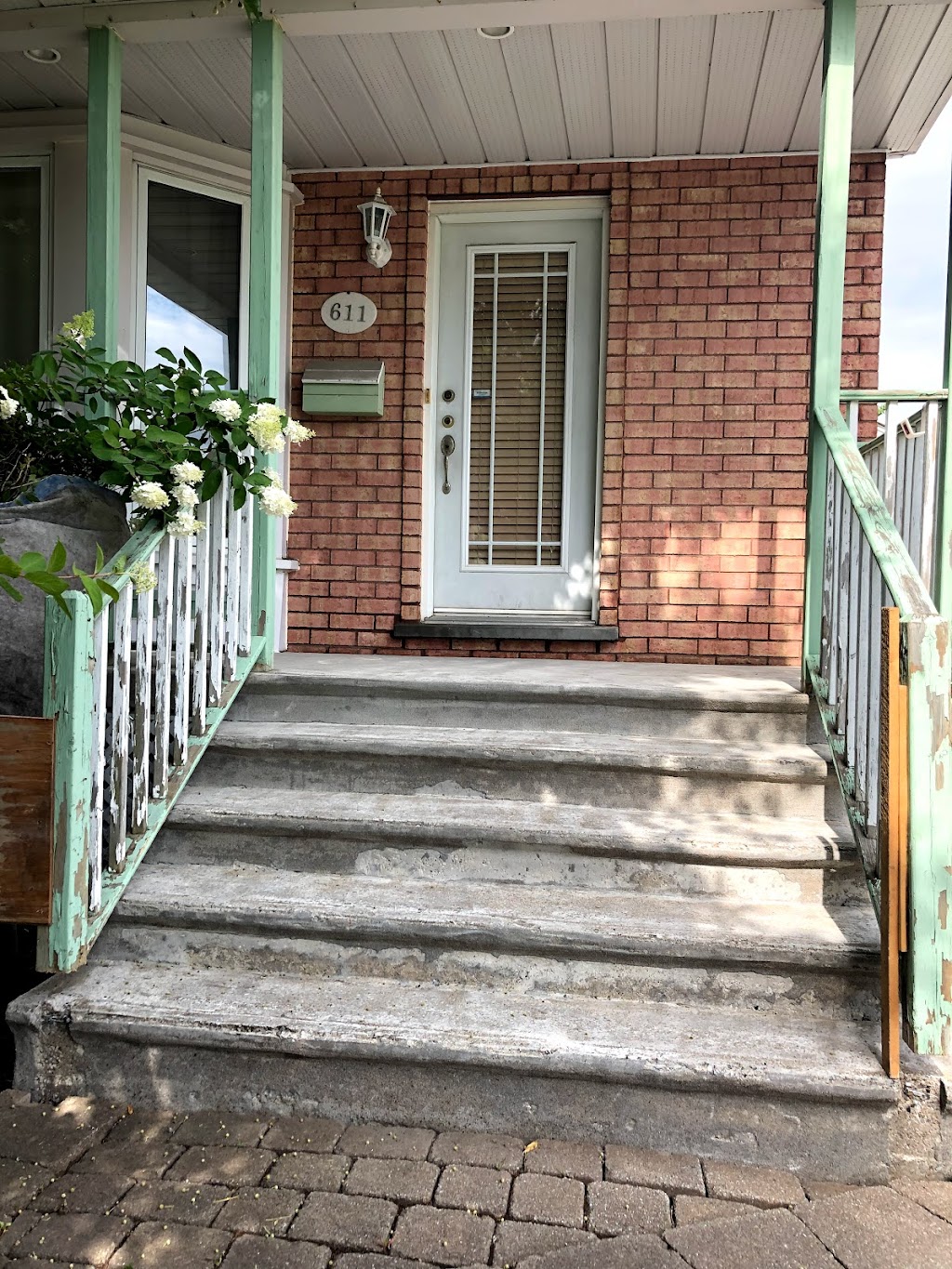 La Cimentière Inc | 2250 Rue Desautels, Saint-Hubert, QC J3Y 3V3, Canada | Phone: (514) 704-3440