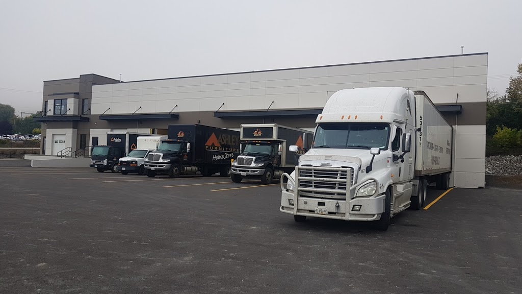 Case furniture ( Ashley furniture) | 7284 Meadowlark Rd, Vernon, BC V1B 3R6, Canada | Phone: (250) 838-9321