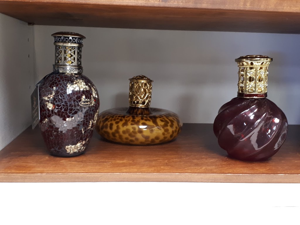The Peddlar | 33 Grand River St N, Paris, ON N3L 2M3, Canada | Phone: (519) 802-8199