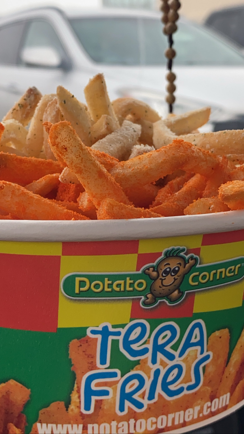 Potato Corner Garden City | Food Court, 2305 McPhillips St Unit 331, Winnipeg, MB R2V 3E1, Canada | Phone: (204) 415-8544