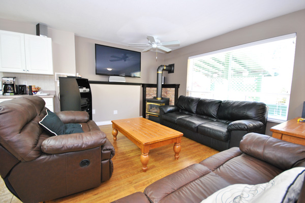 Grannie Greens Getaway | 4 Box # 2101, 1311 Burfield Dr, Sun Peaks, BC V0E 5N0, Canada | Phone: (800) 585-8834