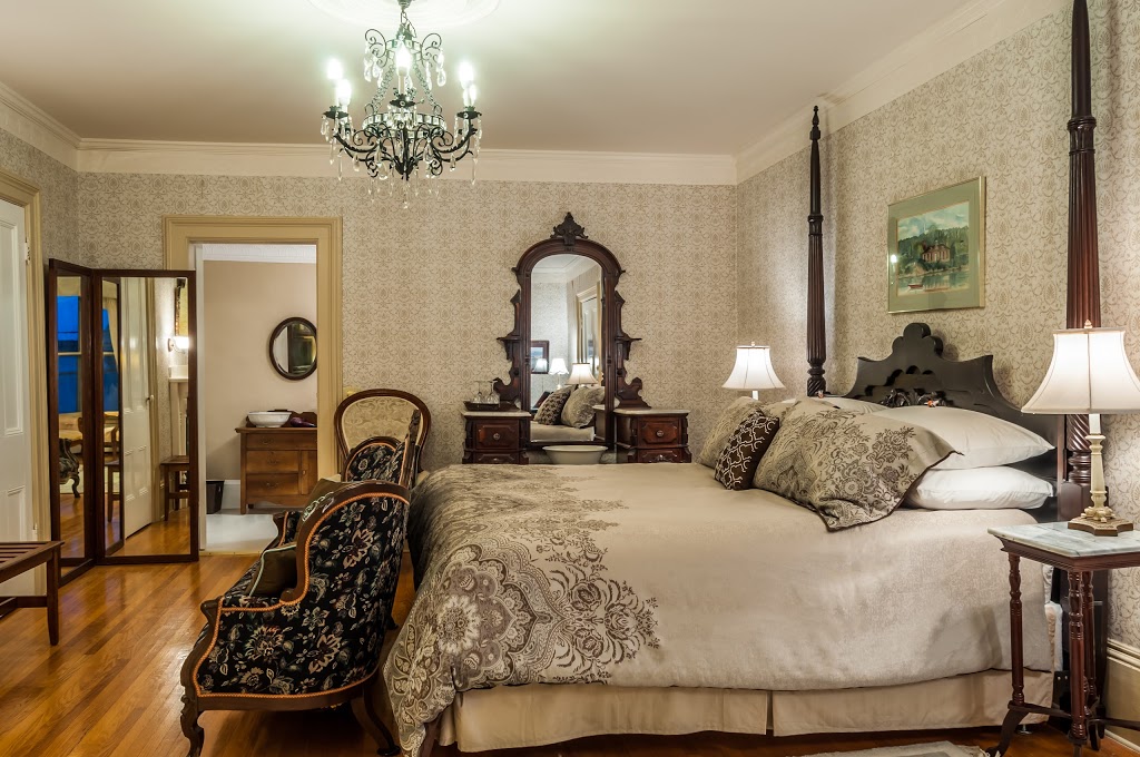 Governors Mansion Inn | 62 St Patricks Dr, Miramichi, NB E1N 5V5, Canada | Phone: (506) 622-3036