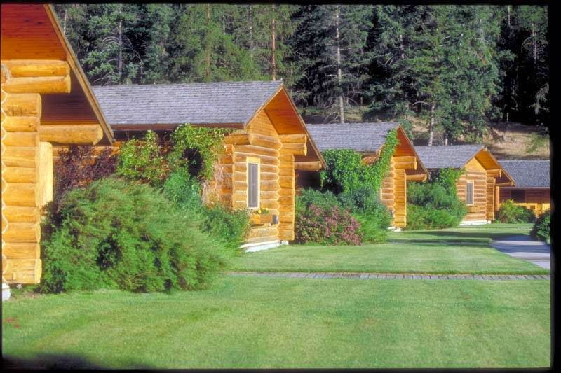 Three Bars Guest Ranch | lodging | Wycliffe Perry Creek Rd, Ta Ta Creek, BC V0B 2H0, Canada | 2504265230 OR +1 250-426-5230