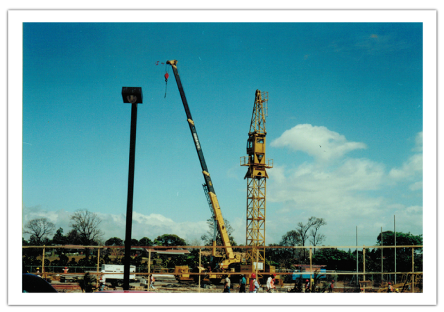 Ontario Crane Rentals | 40203 Amberley Rd, Wingham, ON N0G 2W0, Canada | Phone: (519) 392-6469