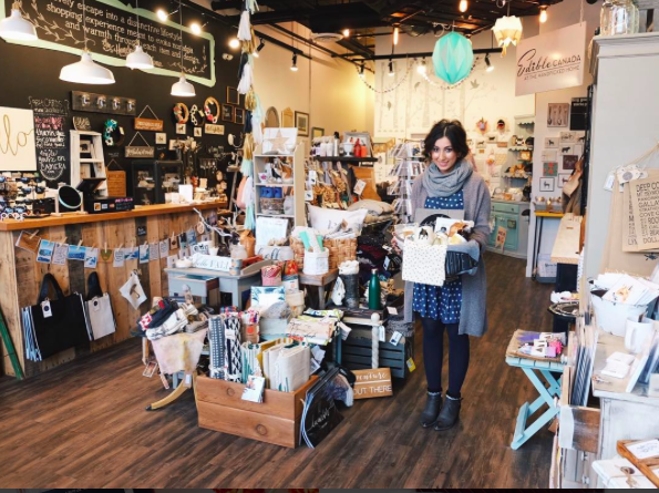 The Handpicked Home | 1406 Johnston Rd, White Rock, BC V4B 3Z5, Canada | Phone: (778) 291-4663