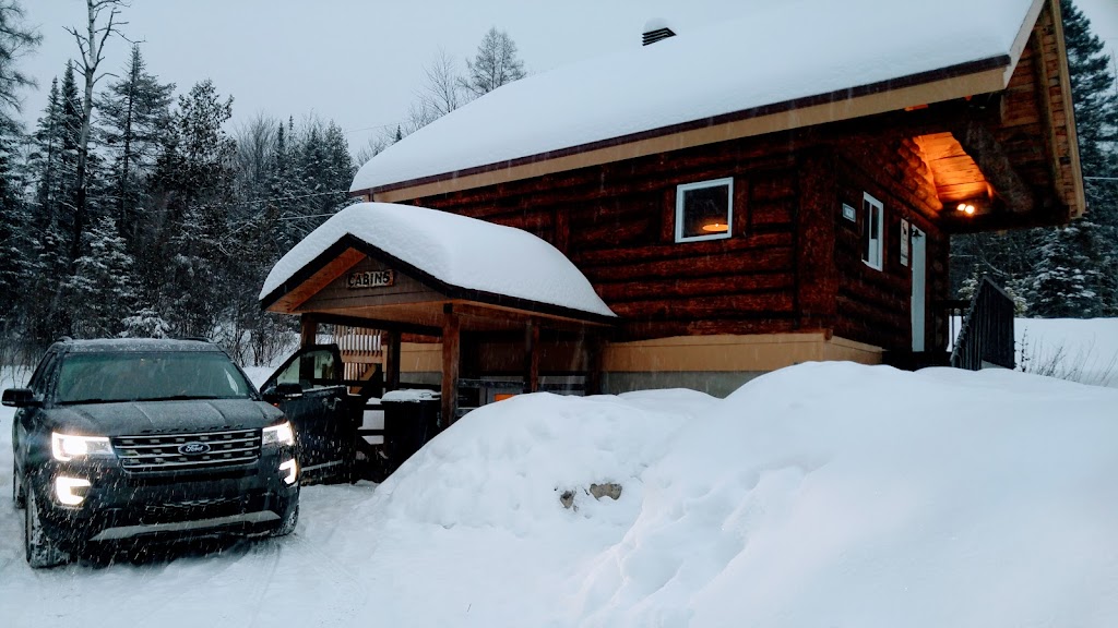 Locations du Sommet | 950 Chem. du Village, Saint-Adolphe-dHoward, QC J0T 2B0, Canada | Phone: (450) 660-1818