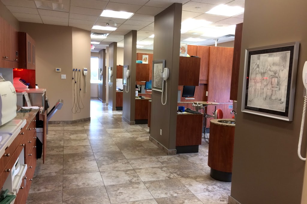 Chapel Hill Dental | 3400 Innes Rd, Orléans, ON K1W 0G1, Canada | Phone: (613) 424-4241