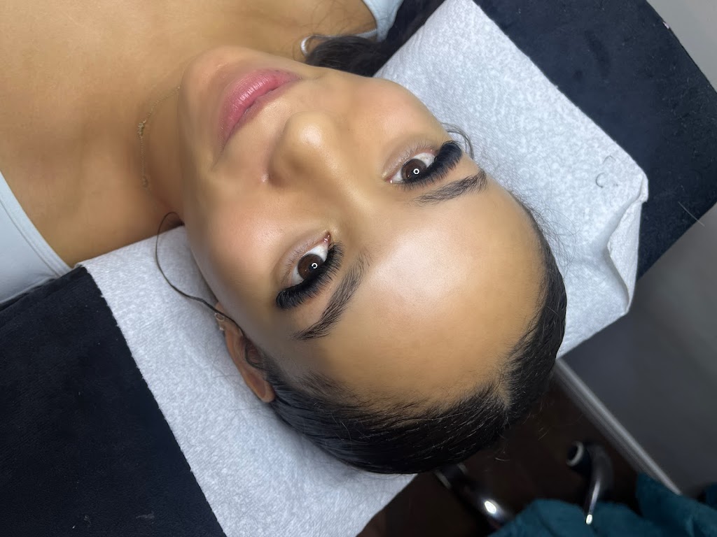 Violet Aesthetics | 4379 Kerry Dr, Burlington, ON L7L 1W3, Canada | Phone: (289) 838-5096
