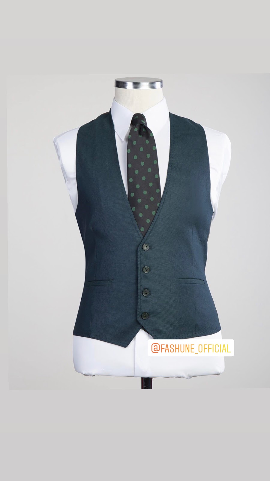 Fashuné | 3175 Rutherford Rd Unit 14, Concord, ON L4K 5Y6, Canada | Phone: (647) 808-8451
