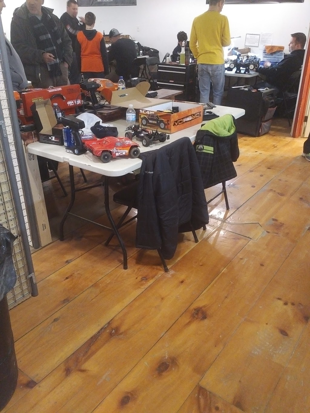 Niagara RC World & Hobbies | 27 Maywood Ave, St. Catharines, ON L2R 1C5, Canada | Phone: (905) 329-4947