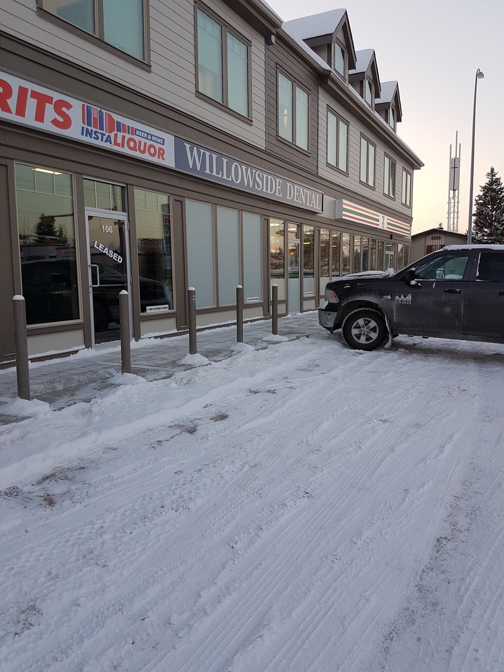 Willowside Dental | 580 Acadia Dr SE, Calgary, AB T2J 0B6, Canada | Phone: (403) 455-3220