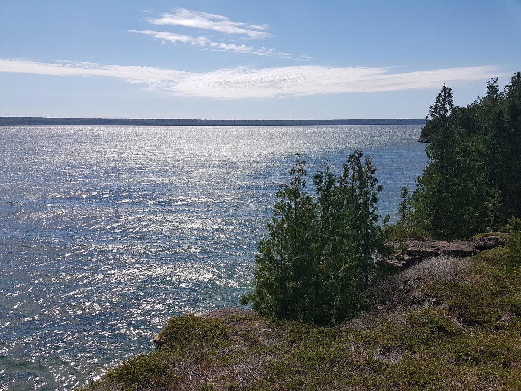 Black Rock Lodge | 35 Leask Ln, Manitowaning, ON P0P 1N0, Canada | Phone: (705) 859-3262