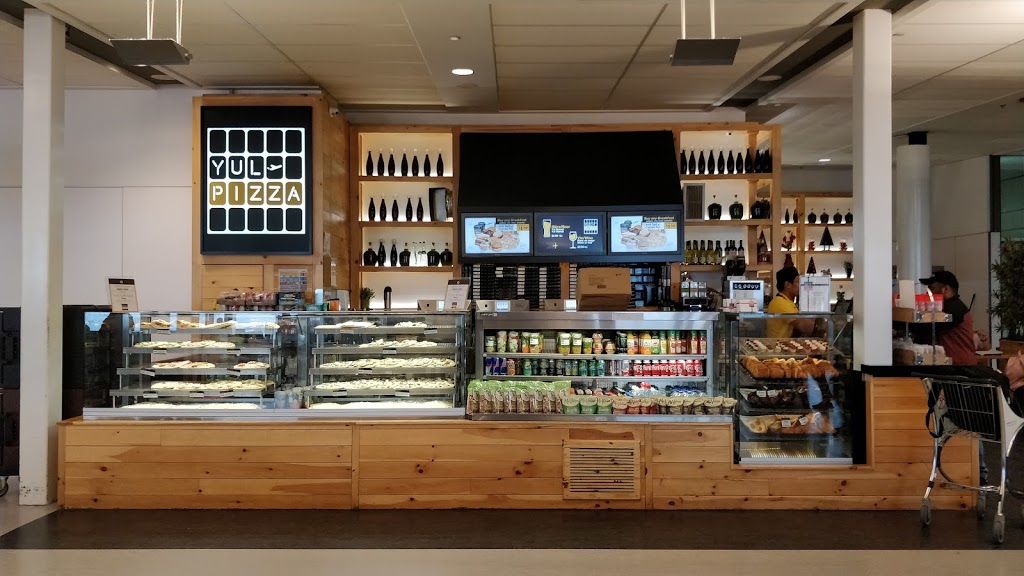 YUL Pizza International Porte 51 | 975 boul. Roméo-Vachon N, Dorval, QC H4Y 1H1, Canada | Phone: (514) 631-6134