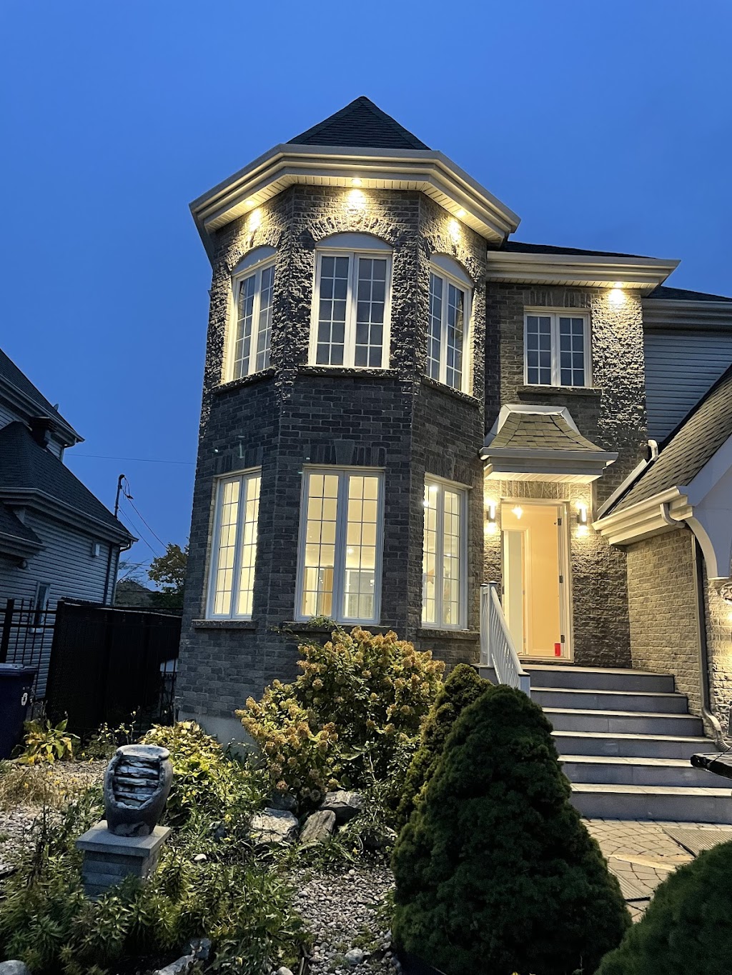 JKM Électrique | 729 Av. Châtelaine, Laval, QC H7W 4H8, Canada | Phone: (438) 887-5646