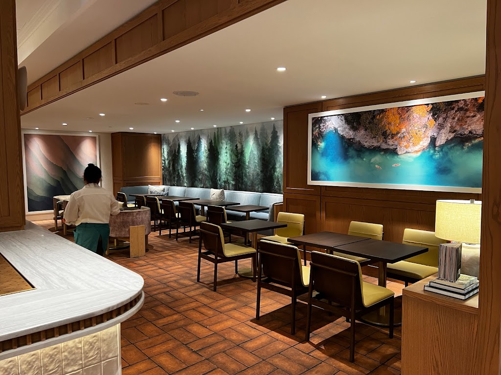 Louiza | 111 Lake Louise Dr, Lake Louise, AB T0L 1E0, Canada | Phone: (403) 522-1817