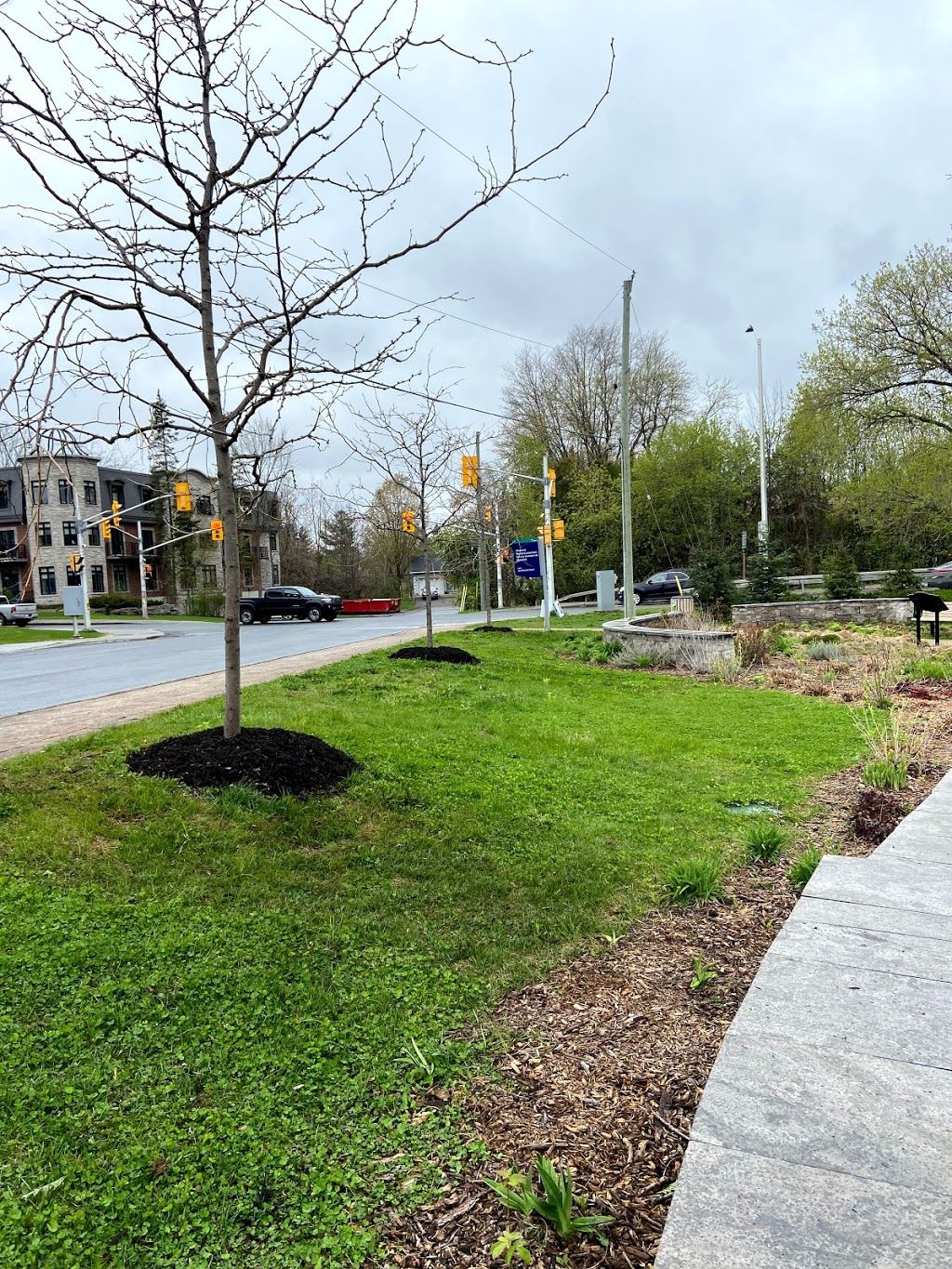 Greenlawn Experience | 7414 Dawn Tara Dr, Greely, ON K4P 1P4, Canada | Phone: (613) 884-3809