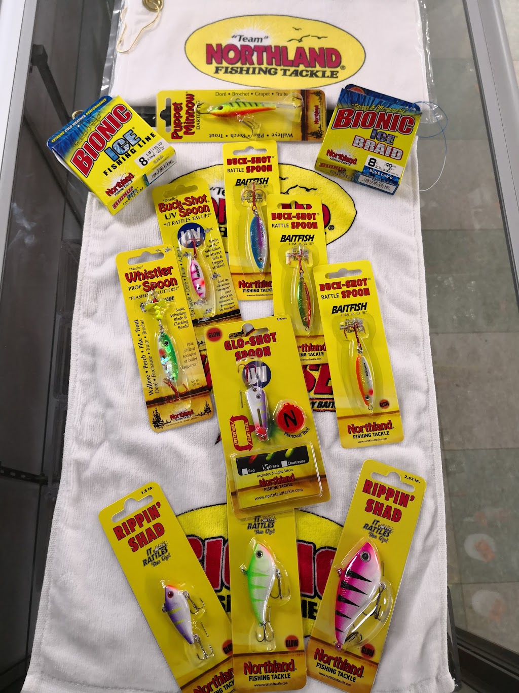 Lucky Plus Live Bait & Tackle | 22530 Loyalist Pkwy, Trenton, ON K8V 5P7, Canada | Phone: (613) 955-9472