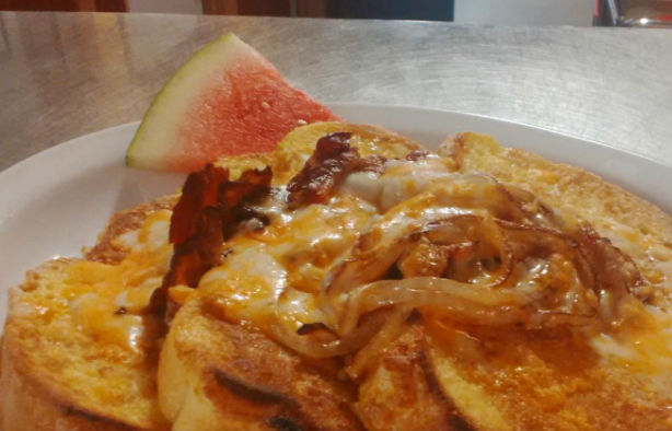 Cambridge Restaurant | 752 King St E, Cambridge, ON N3H 3N9, Canada | Phone: (519) 653-4455