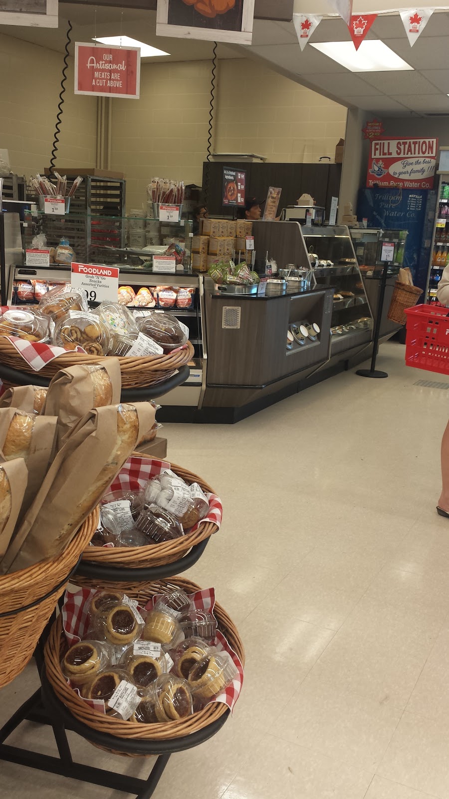 Foodland - Victoria Harbour | 178 John St, Victoria Harbour, ON L0K 2A0, Canada | Phone: (705) 534-7831
