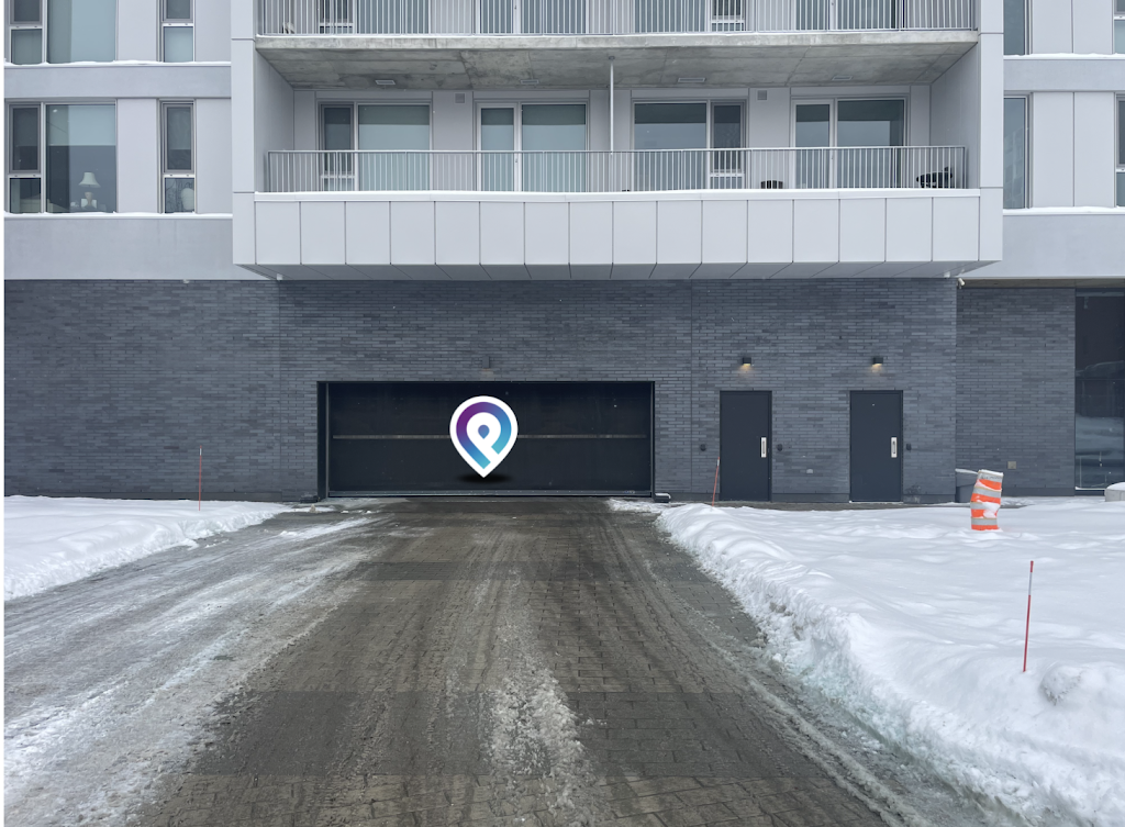 Parking Montréal - 25 Avenue Manseau - clicknpark | 25 Av. Manseau, Outremont, QC H2V 4R1, Canada | Phone: (855) 979-7275