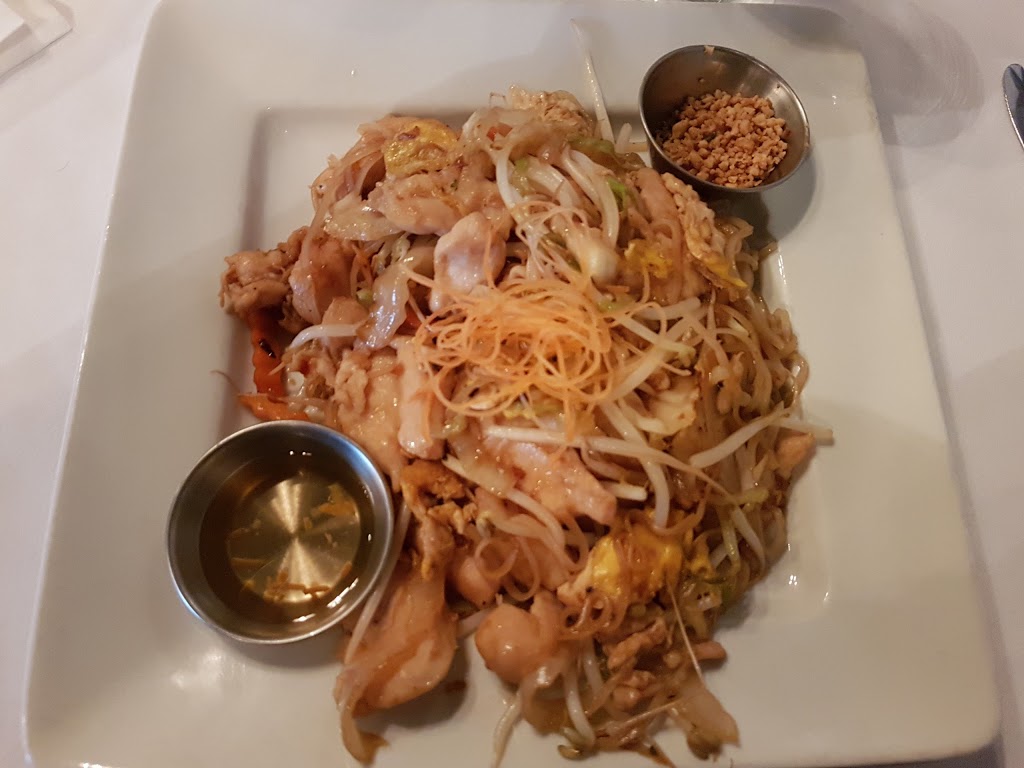 Hoong Palais Thai | 3960 Boulevard Guillaume-Couture, Lévis, QC G6W 1H7, Canada | Phone: (418) 838-7888