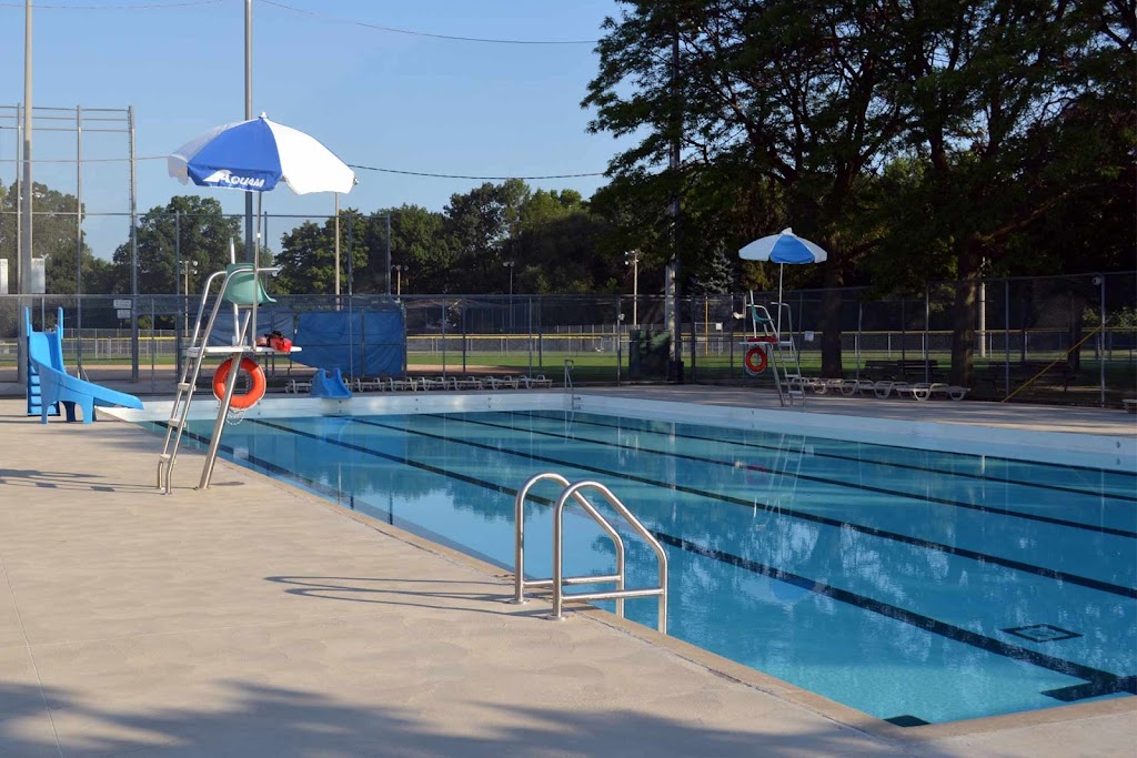 Lions Pool, Outdoor (June to September) | 159 Felan Ave, Oakville, ON L6K 1N3, Canada | Phone: (905) 845-3281