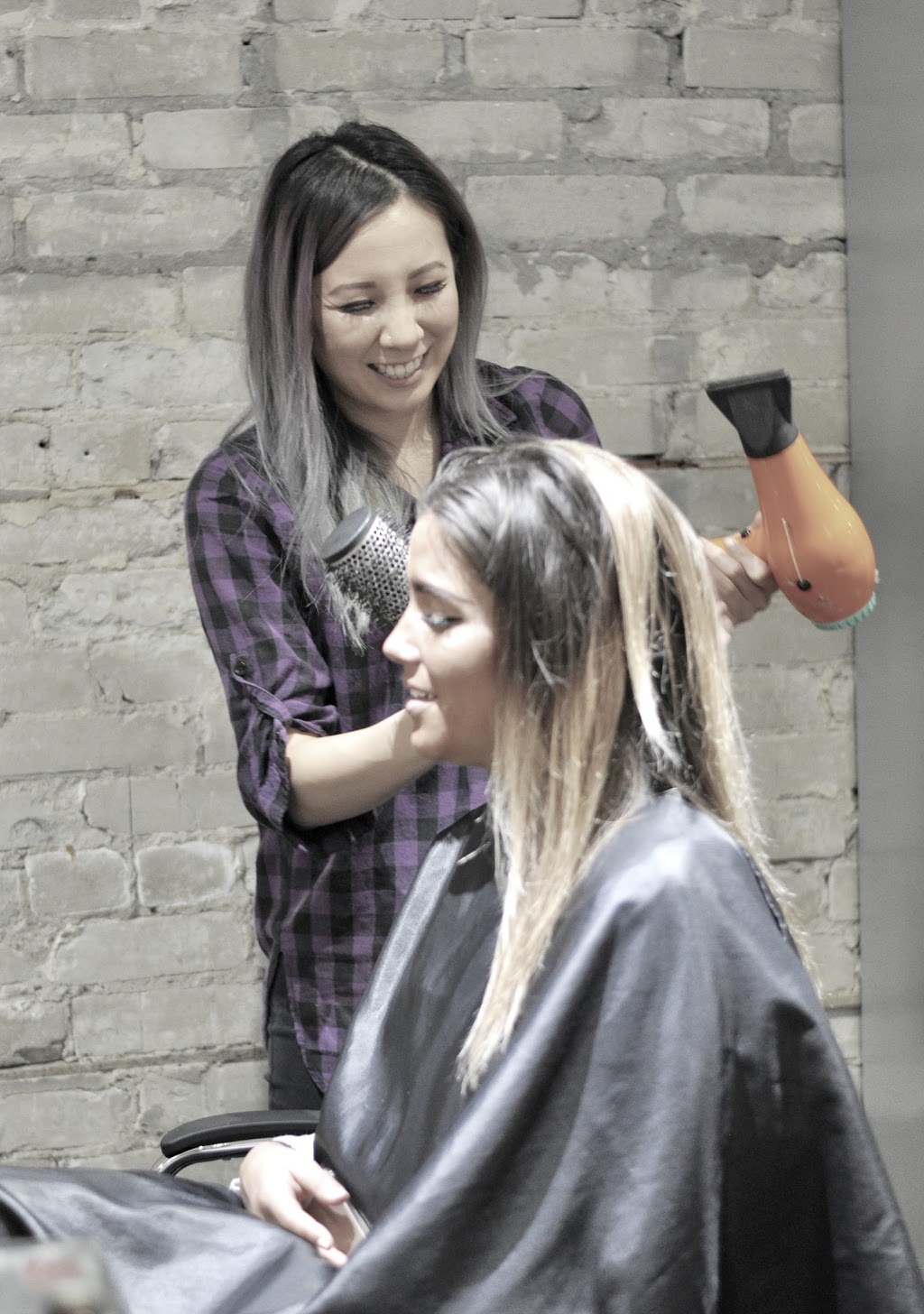 evoke salon | 241 Jane St, Toronto, ON M6S 3Y8, Canada | Phone: (416) 766-4247