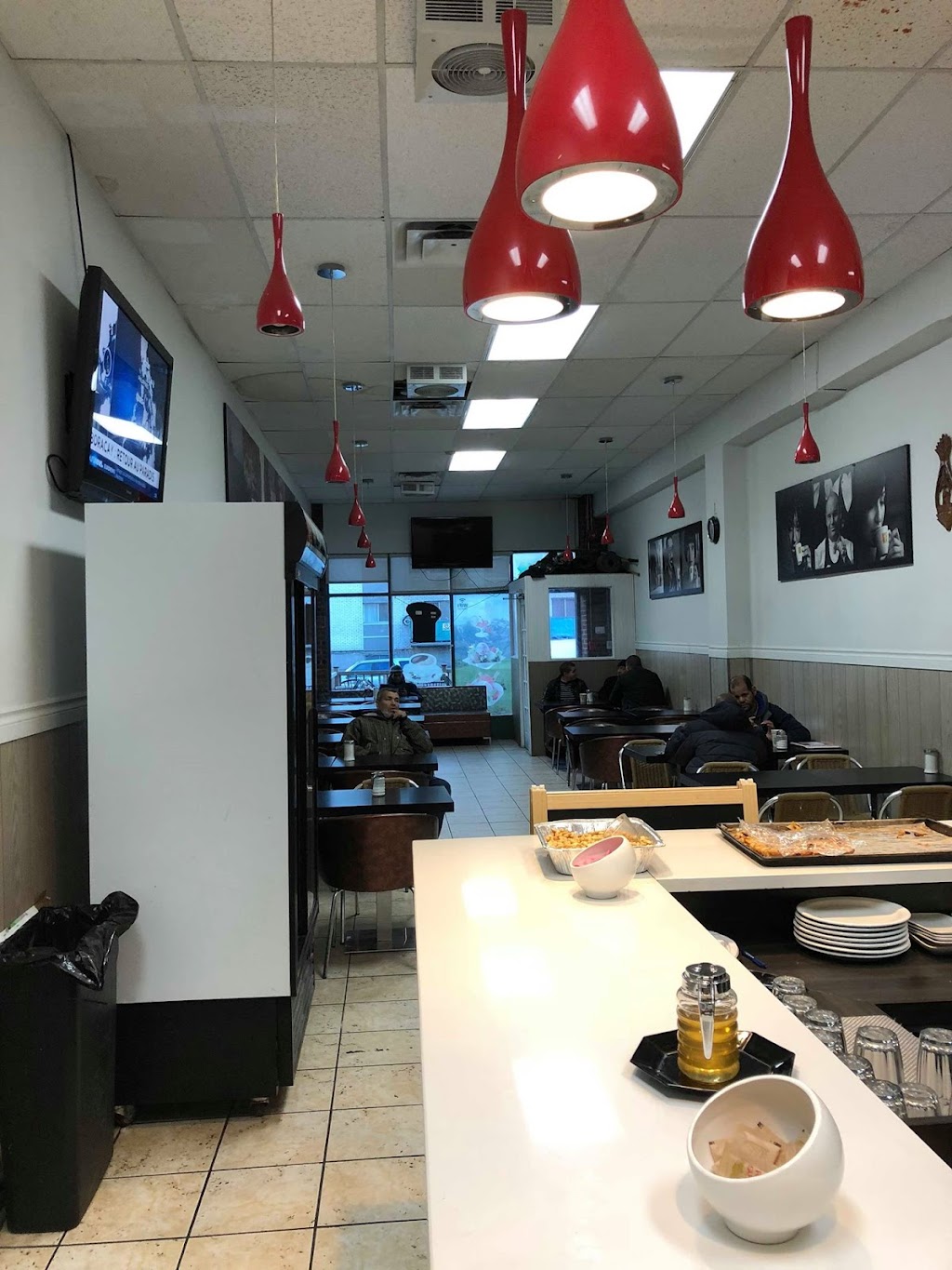 La Fontaine Bleue | 6122 Rue Jean-Talon E, Saint-Léonard, QC H1S 1M7, Canada | Phone: (438) 384-7044