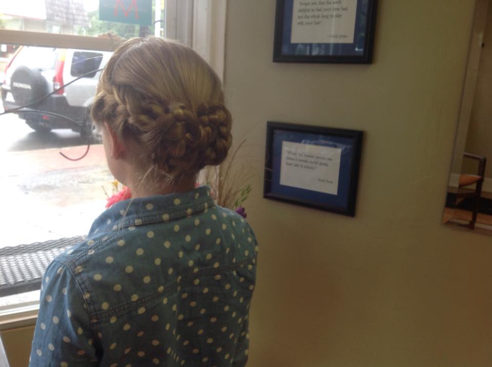Village 272 Salon | 272 Wellington Main St, Wellington, ON K0K 3L0, Canada | Phone: (613) 399-5434