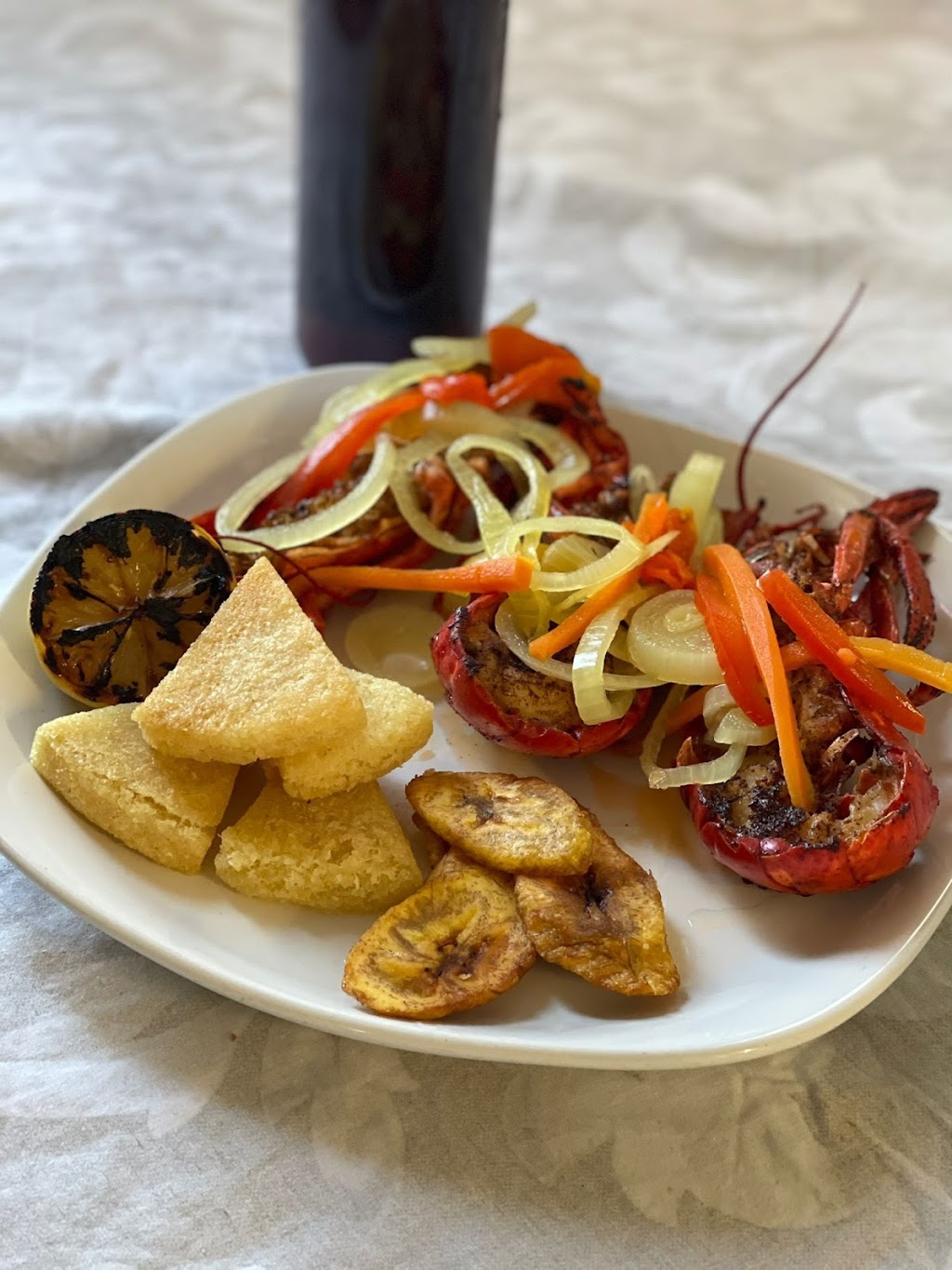 La kitchen | 3 Madronna Gardens, Brampton, ON L7A 2V5, Canada | Phone: (437) 388-1272