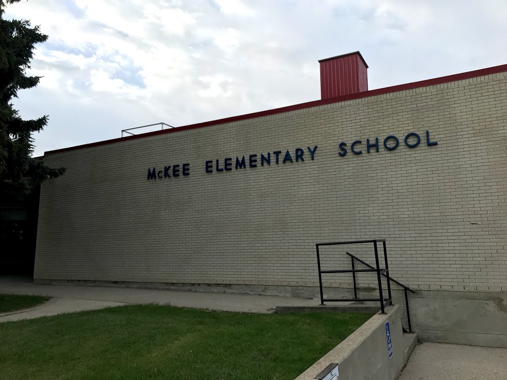 McKee School | 10725 51 Ave NW, Edmonton, AB T6H 0L3, Canada | Phone: (780) 435-7140
