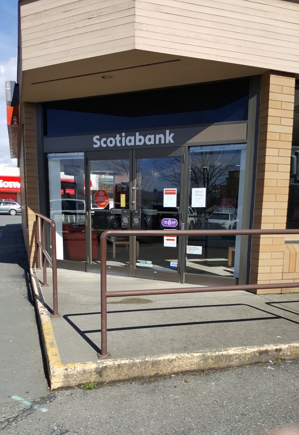 Scotiabank | 2355 Beacon Ave, Sidney, BC V8L 1W9, Canada | Phone: (250) 655-2250