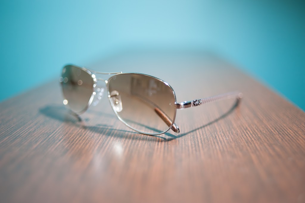 Dr. Yee and Associates, Optometrist | 1499 Gordon St #2, Guelph, ON N1L 1C9, Canada | Phone: (519) 265-8511