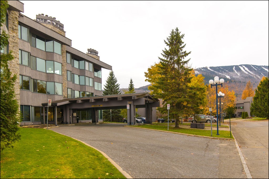 Condo Mont Sainte-Anne | 2001-203 Rue du Val-des-Neiges, Beaupré, QC G0A 1E0, Canada | Phone: (418) 572-4242