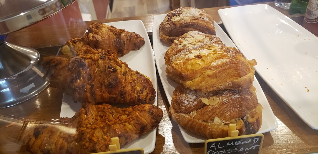 Belles Bakery | 262 Dupont St, Toronto, ON M5R 1V7, Canada | Phone: (416) 929-7767