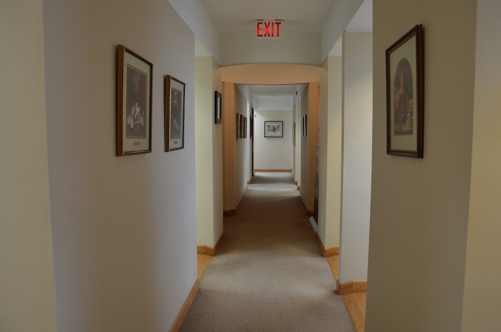 Maxwell Dental | 4935 40 Ave NW #234, Calgary, AB T3A 2N1, Canada | Phone: (403) 286-2622