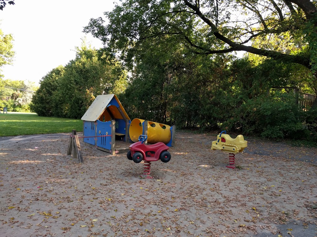 John Murphy Park | 124 Billings Ave, Ottawa, ON K1H 5K9, Canada