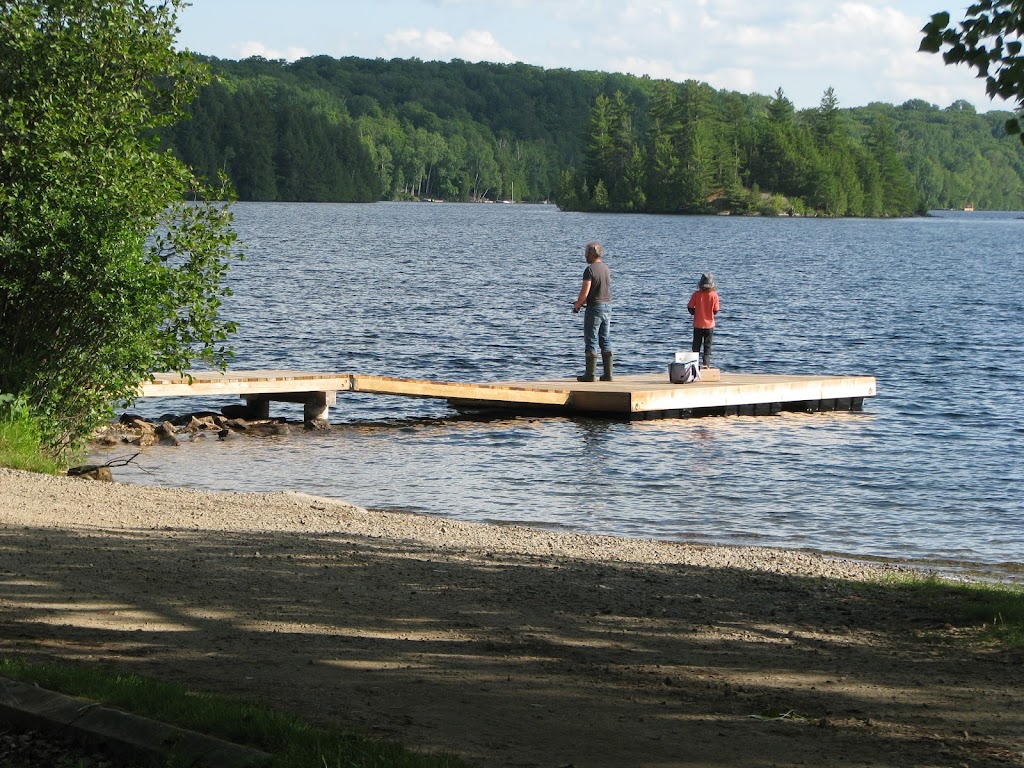 Glamour Lake Park | 2293 Glamorgan Rd, Gooderham, ON K0M 1R0, Canada | Phone: (705) 448-2981